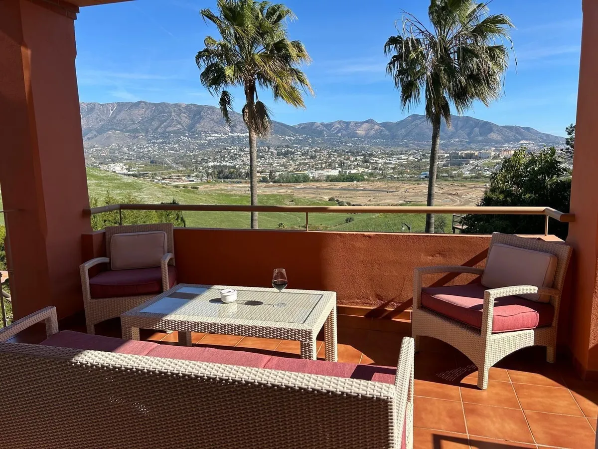 5ff6505b-6fd7-4ca1-9dfd-5c3b71c9448f