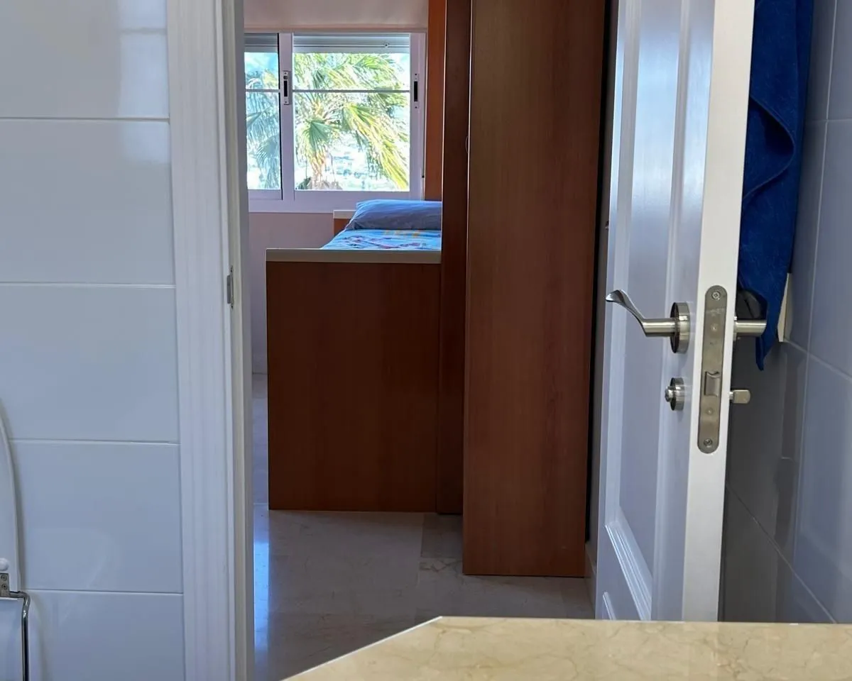 75afe769-9743-4b3c-8bfc-e5aecefa1914