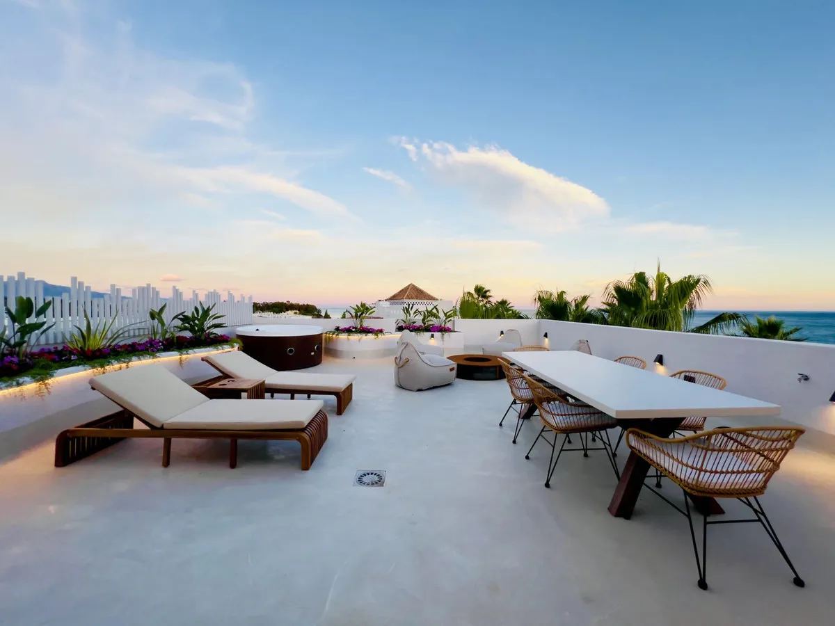 091f80a4-e5b4-4b3b-acc2-54b5b0570d5c