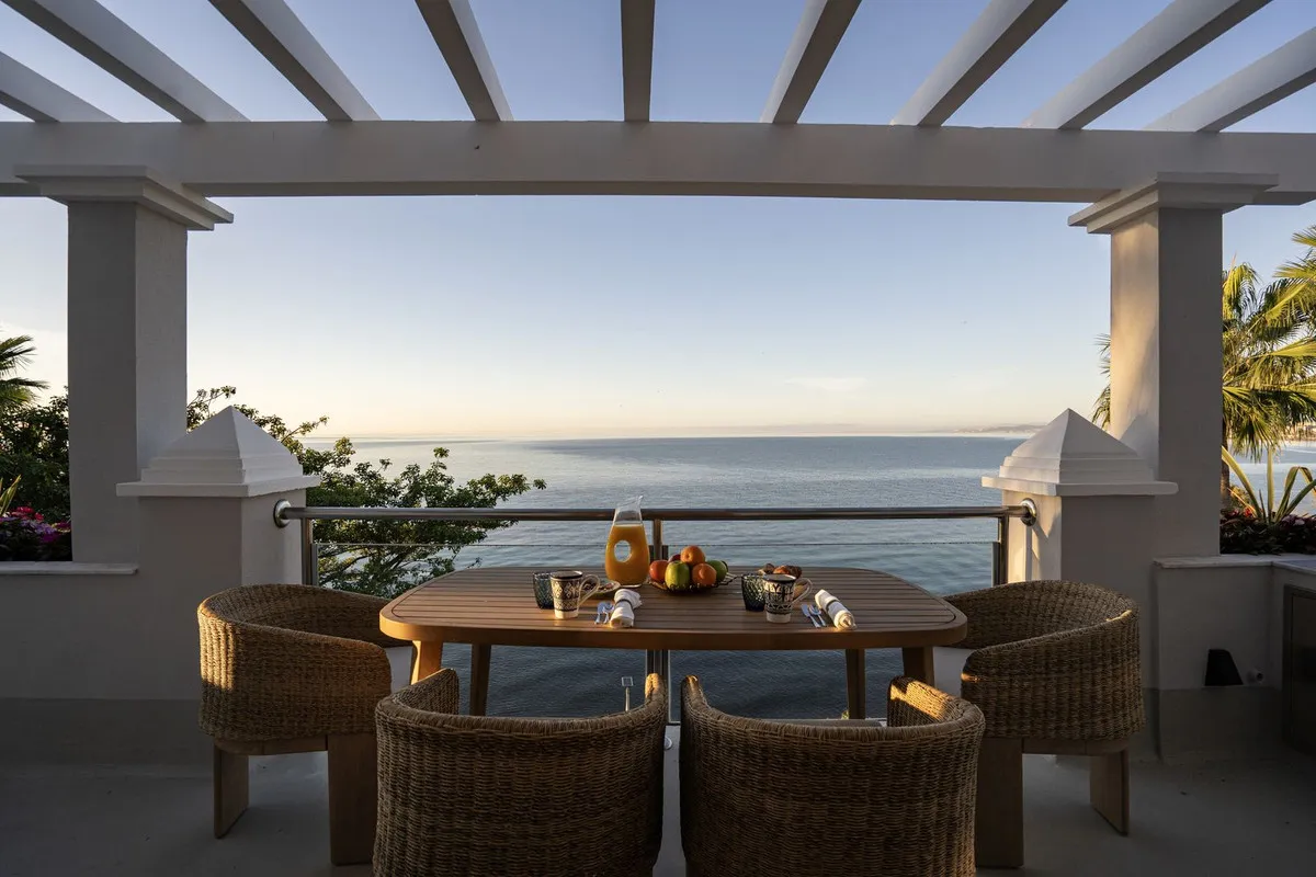 4bbed076-7b7e-44bf-b620-ef278b98105c