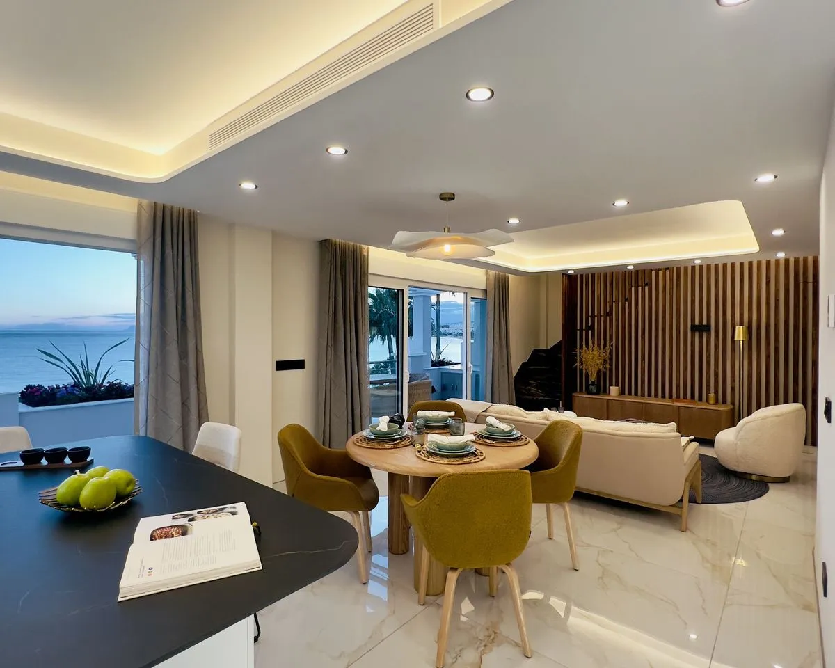 9881afb8-5ead-44d2-9aaf-fdf3c53c2680