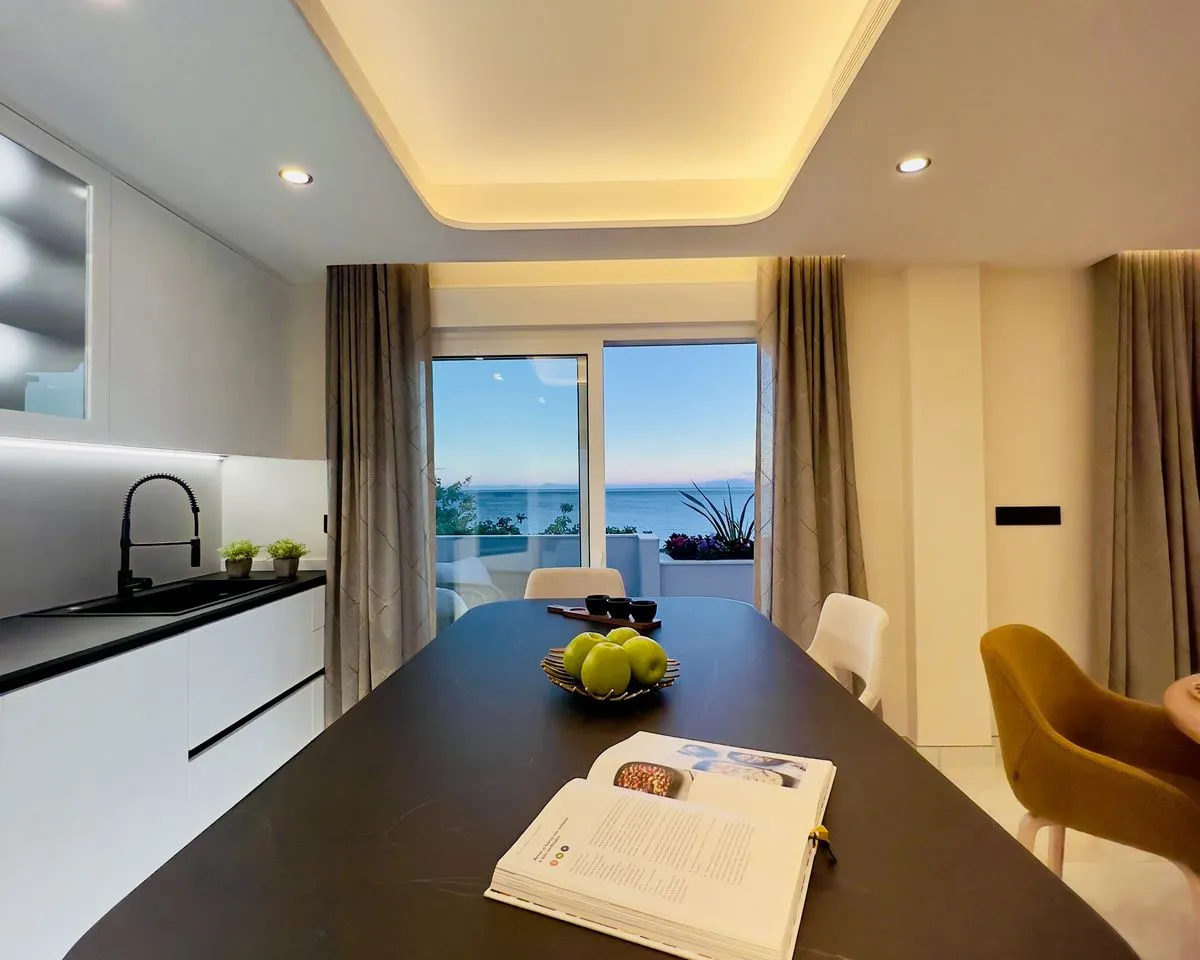 ae0ef9f3-9172-4a86-a088-c04482af2e67