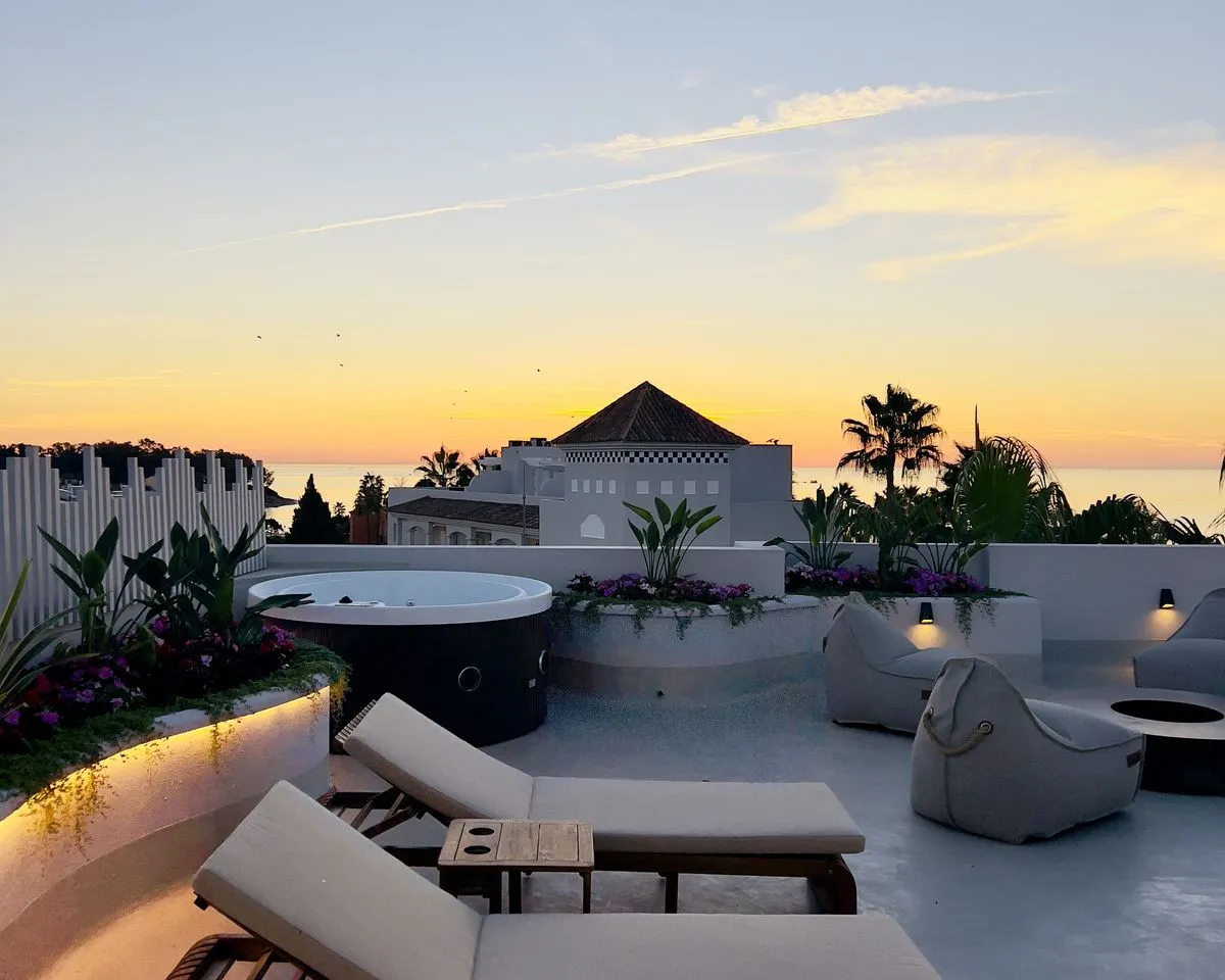 defc02c7-c858-45fb-afdb-f68d99a65600