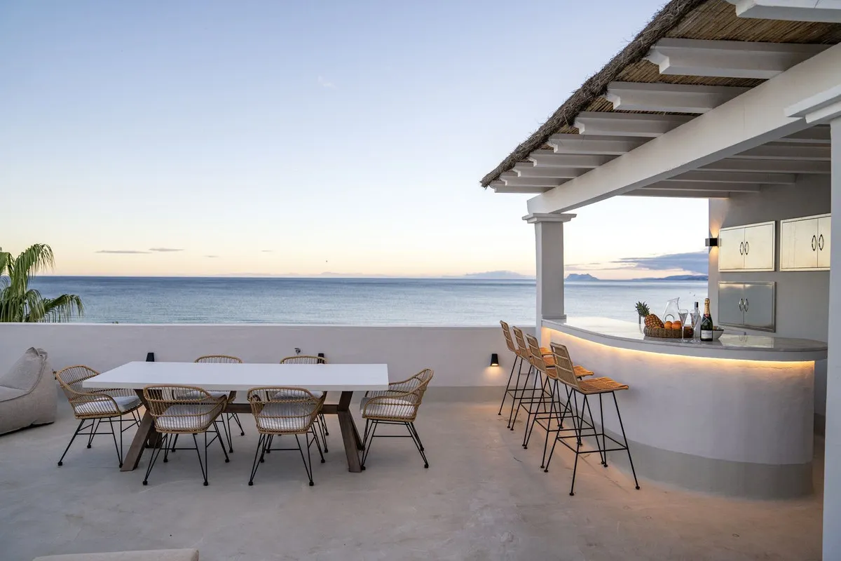 f7bcc089-7439-41a3-b728-816aeb8af43b