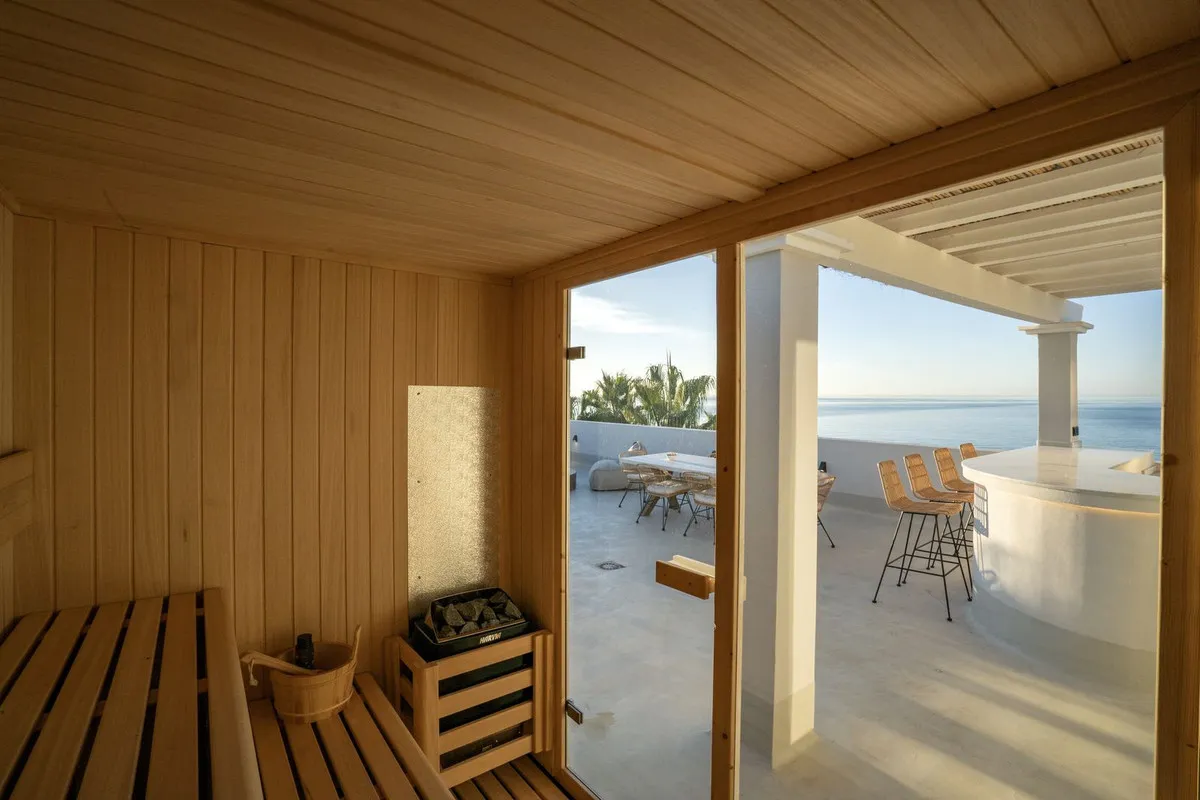 fe418698-8276-4083-8290-38c3cf9b8b33