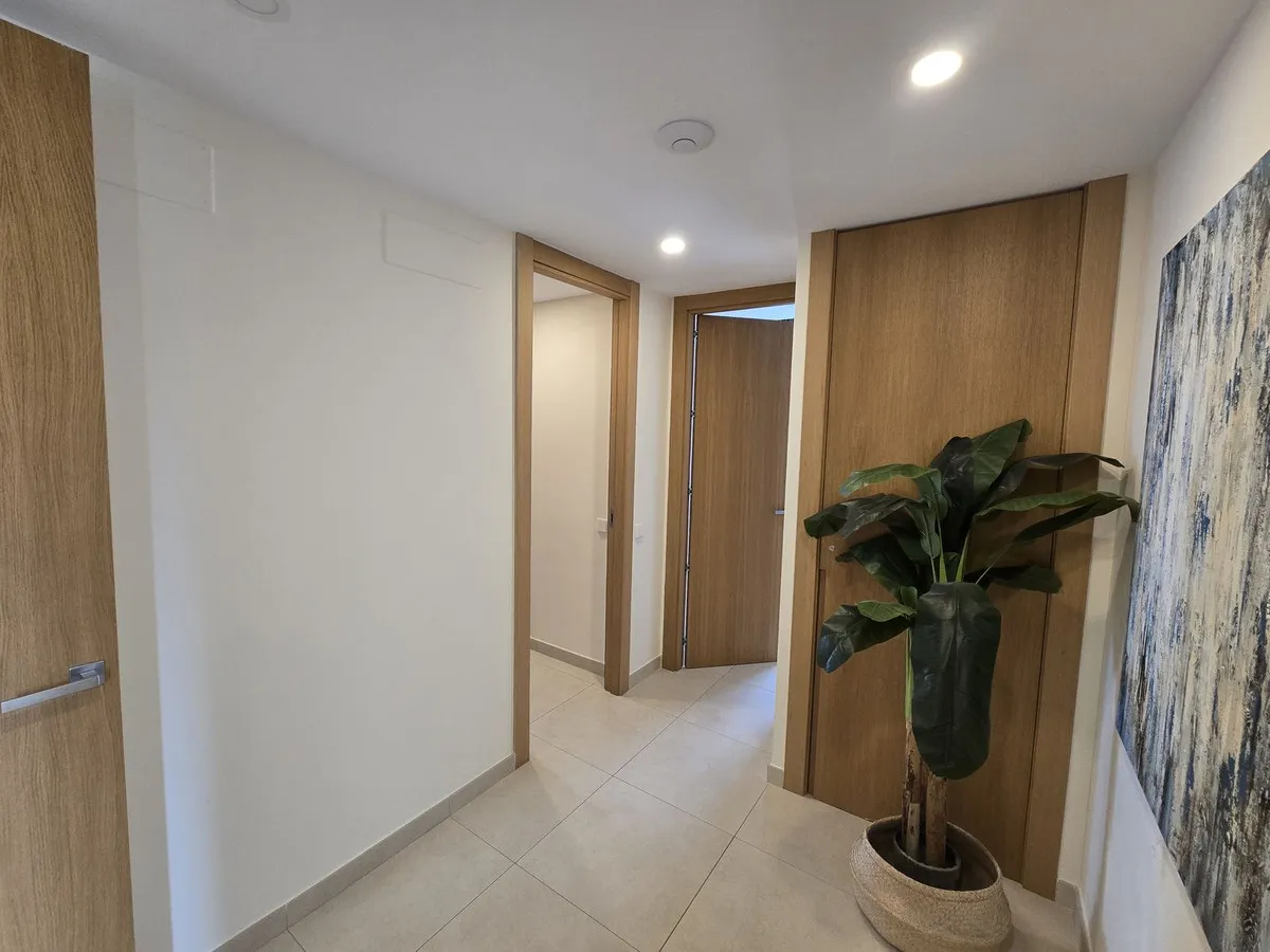 ad04eee8-5705-47d2-abb8-957f552bc33c