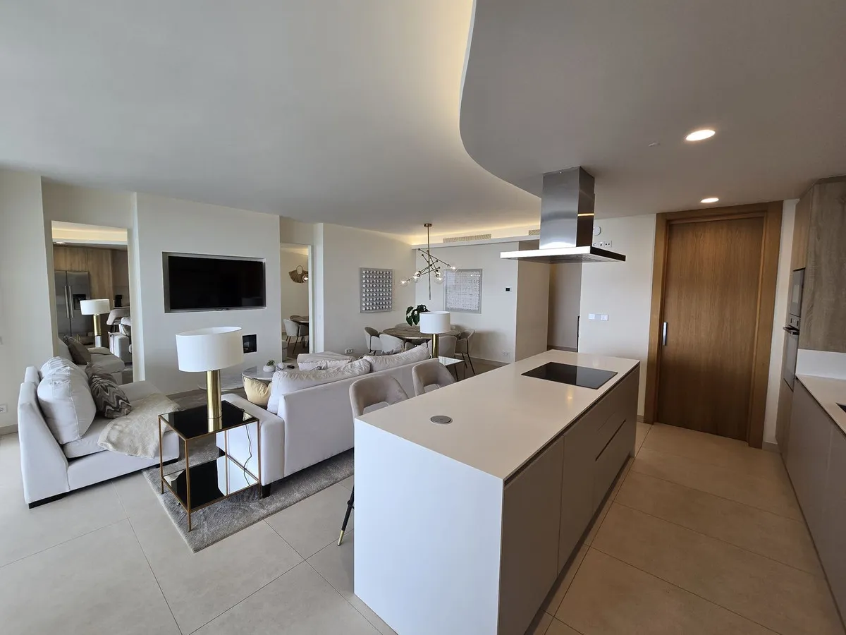 fa1ce541-93d2-437c-97f5-30a8603f11bc