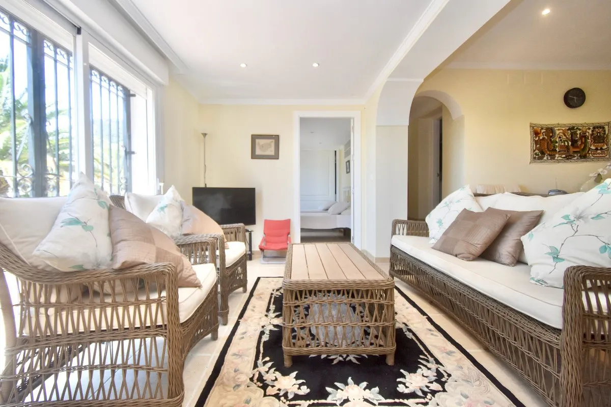 05e21c71-7969-4e31-b986-329b9bf0e28a