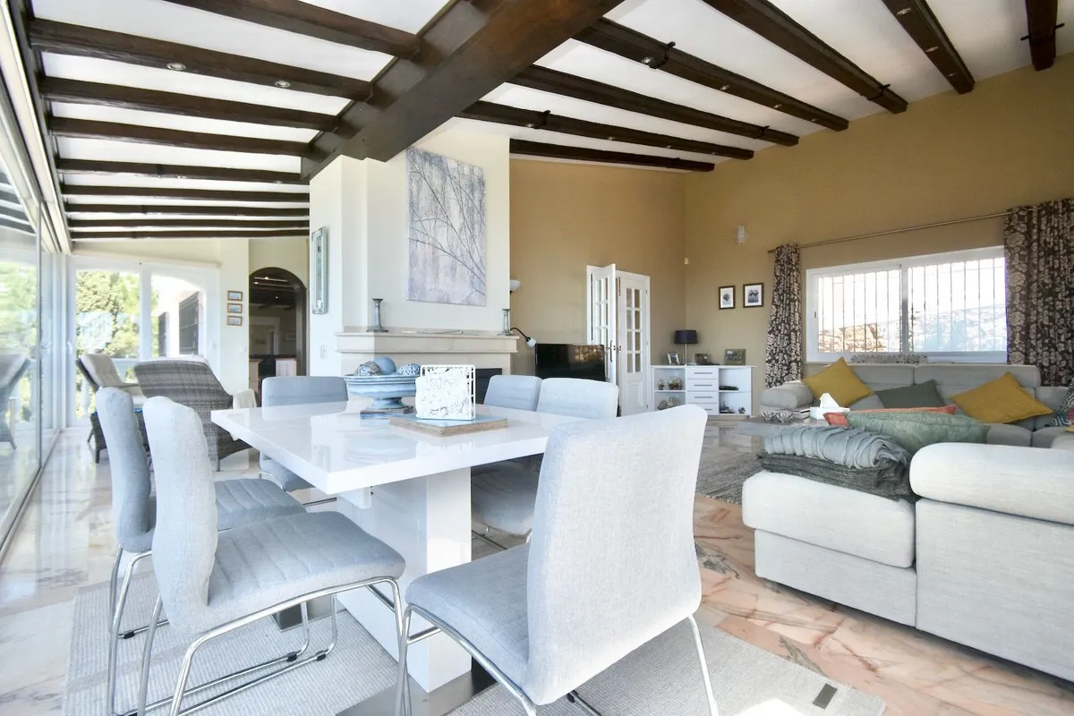 10099d35-f897-4286-91cf-f13e58385f01