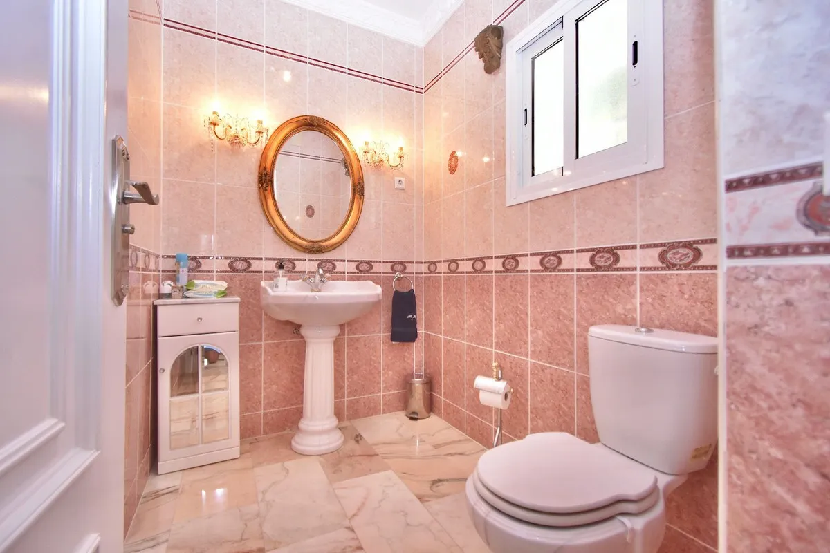 271df823-9fcd-4e62-8f65-2f0bb91f2e3a