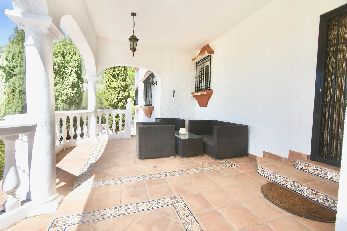 4c087991-2677-404e-8110-fa21fa36395f