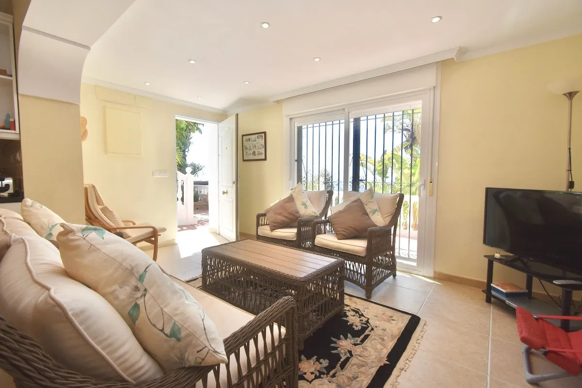 6644df27-51b1-4797-8e22-a47f217ad66f