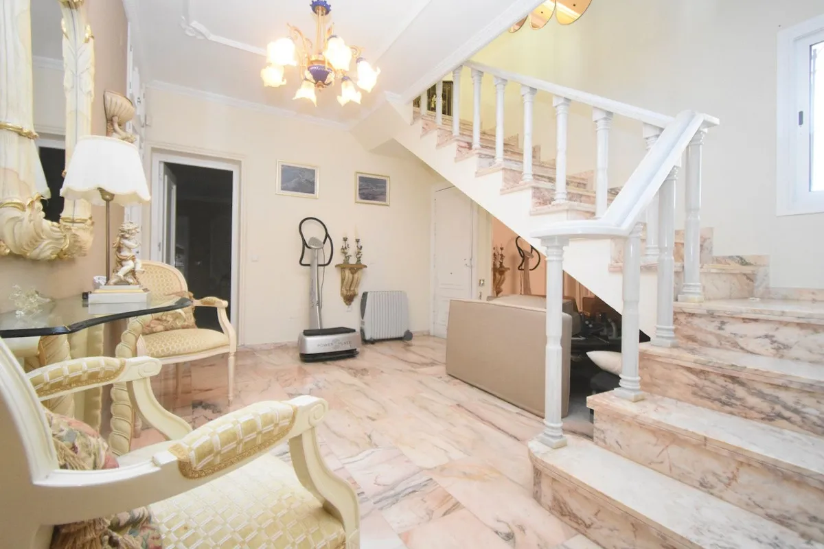 6cce4e66-f5f4-4f42-b1cd-2b184d314cdc