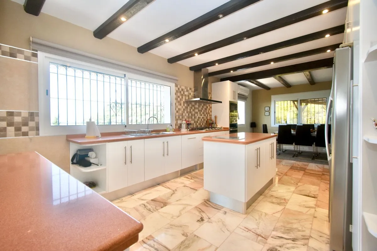 91c29f70-47be-4a54-98c6-0f481192cab9