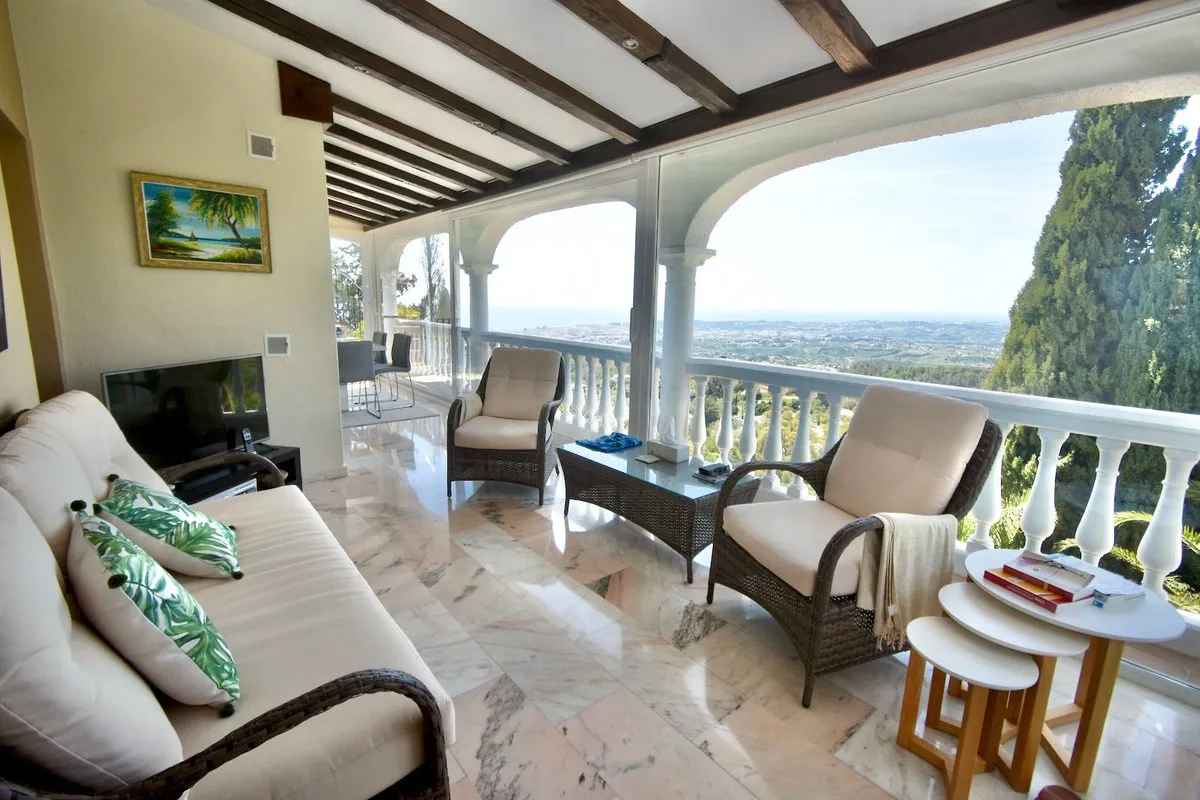 ca0c32fc-0fe1-4801-9790-b8f1d99cc429