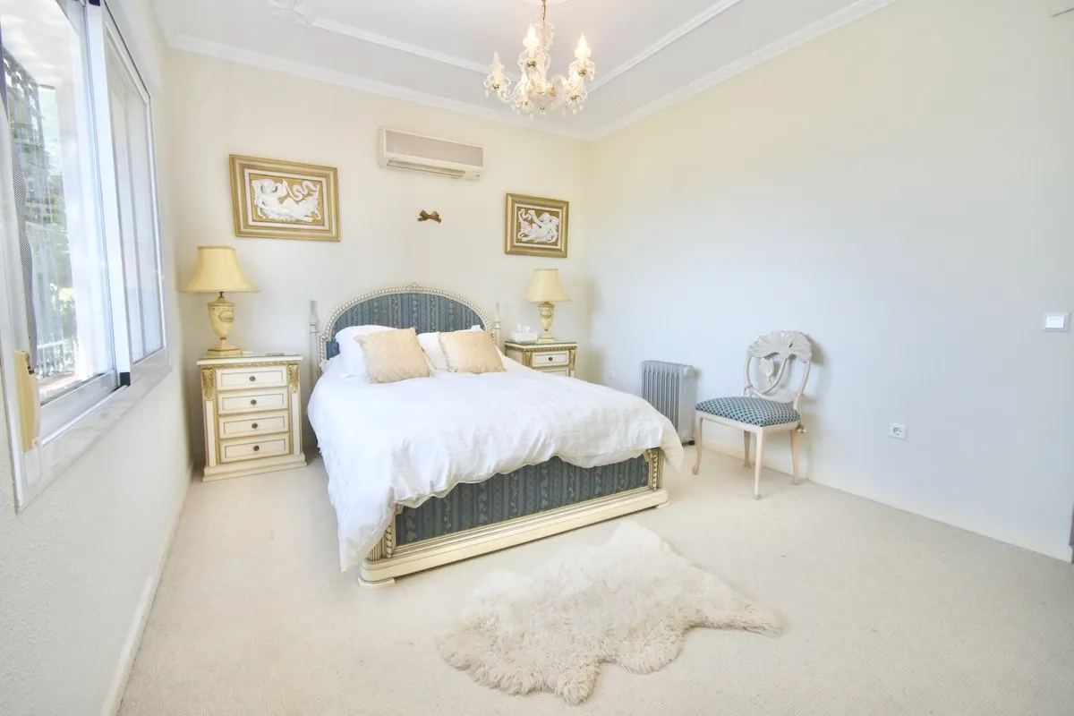 e83e21a4-4be9-474b-b201-330b3110ad95