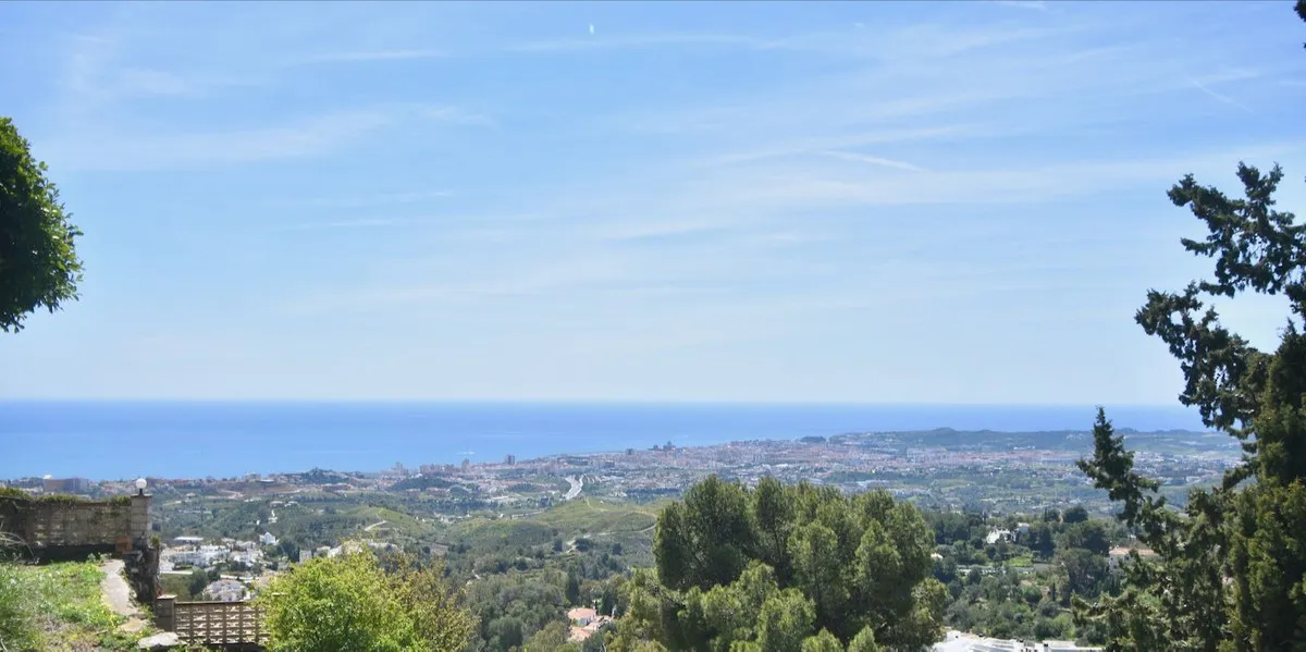 ea705557-1942-4867-ba99-08044608ffea