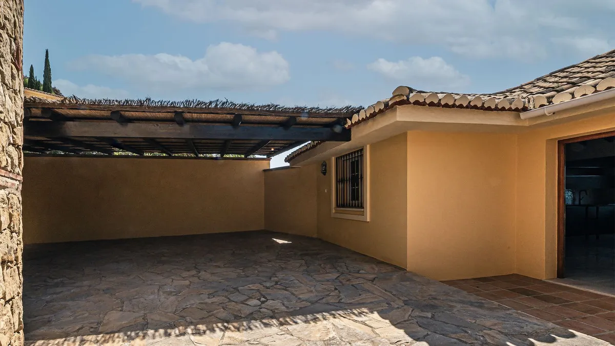 2efbdaba-4430-4d46-ae8b-82a5540307c6