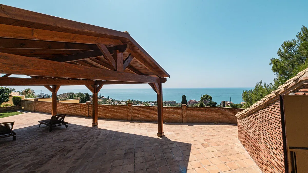 cf5ec0b5-a65c-4361-9429-600a9c7d180c