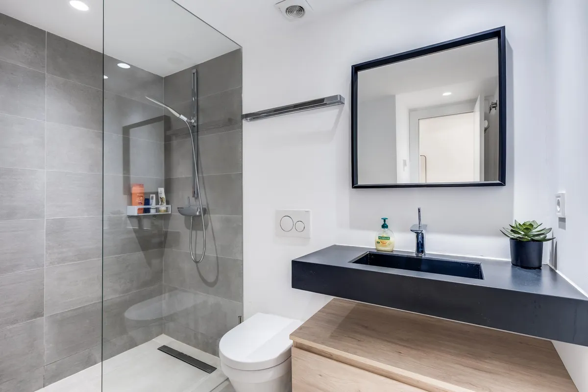 614b7d6d-73cc-4739-bb22-e05c4a30939b