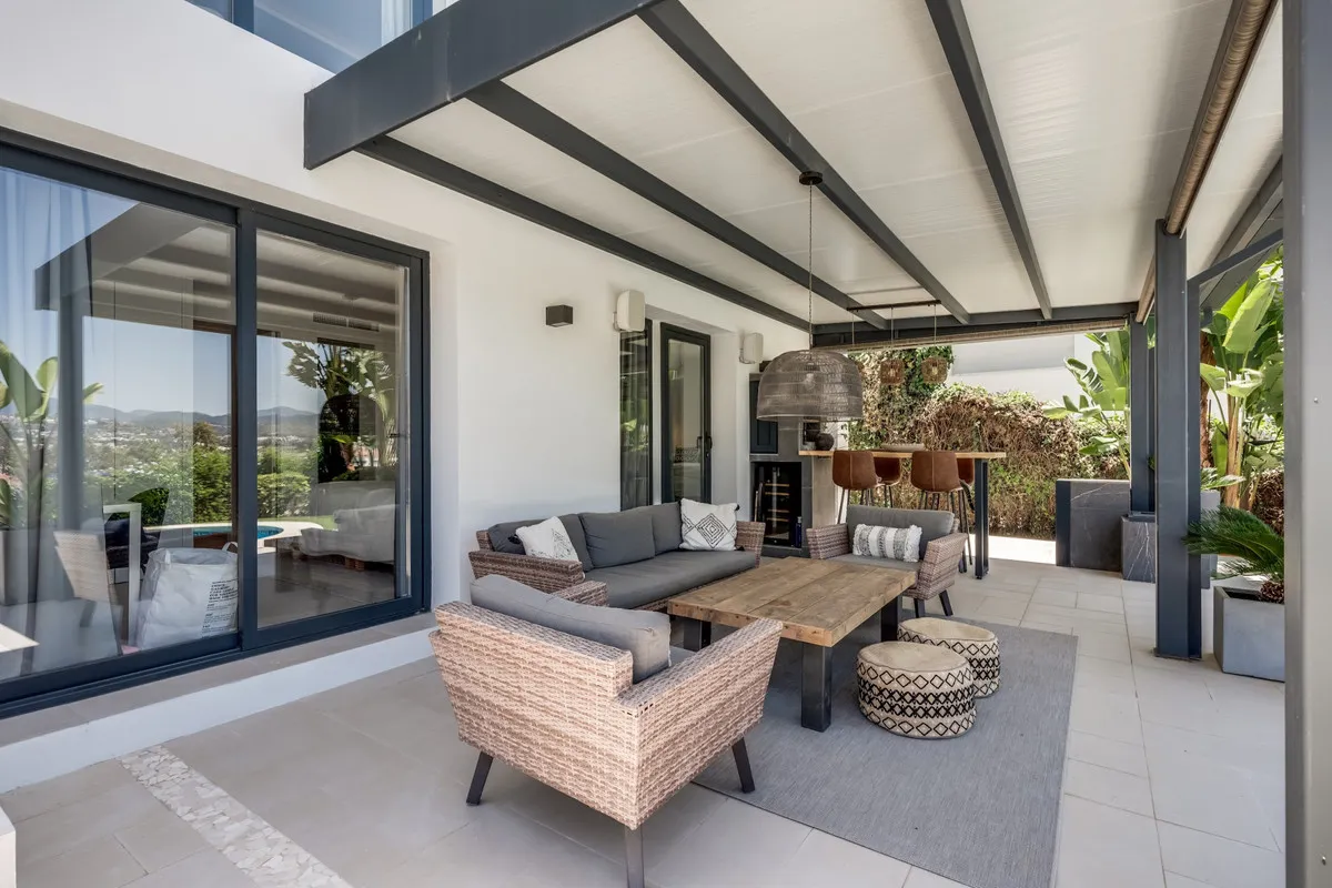 73d92fe3-23c0-424c-b964-12f782985d9d