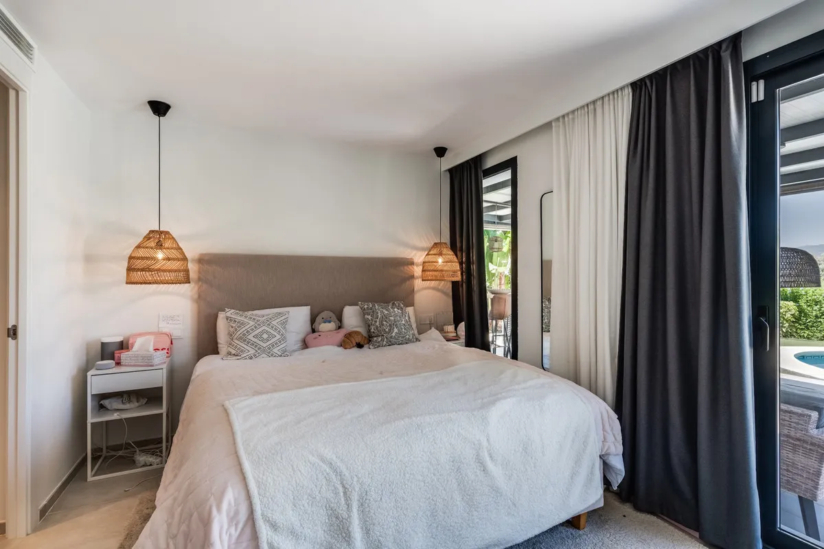 f3af75db-82b1-4abe-bfea-0edbfac1c9fd