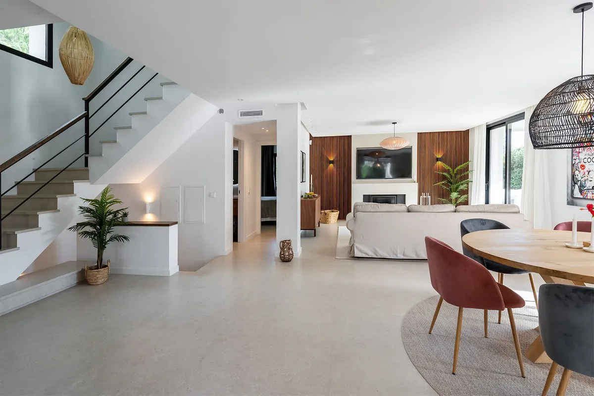 17d74575-c3ae-4fdc-8fc0-bb9df1ed438d