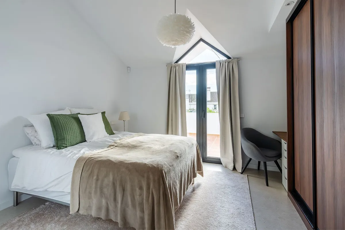 98b4c53c-1426-44b7-ad09-d2ae954160ce