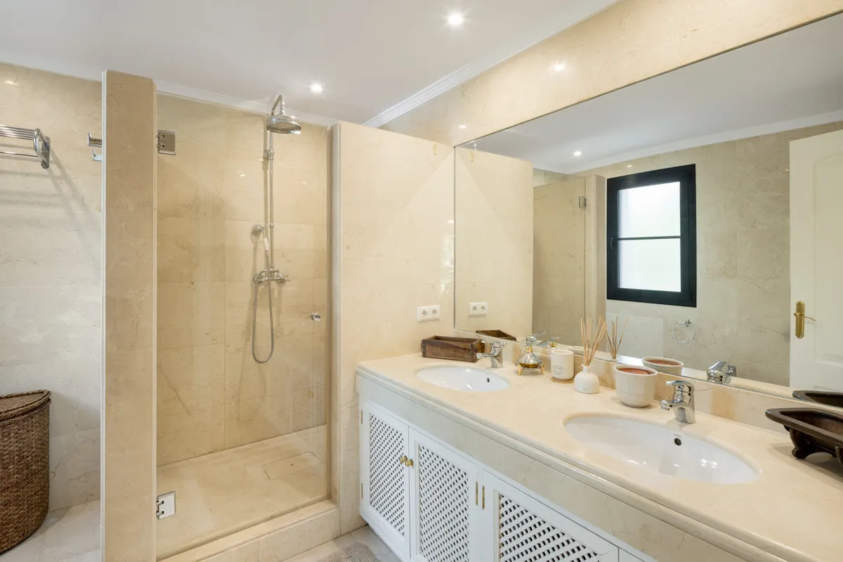 7a1a3925-2cef-4dae-8c16-fd676959db3d