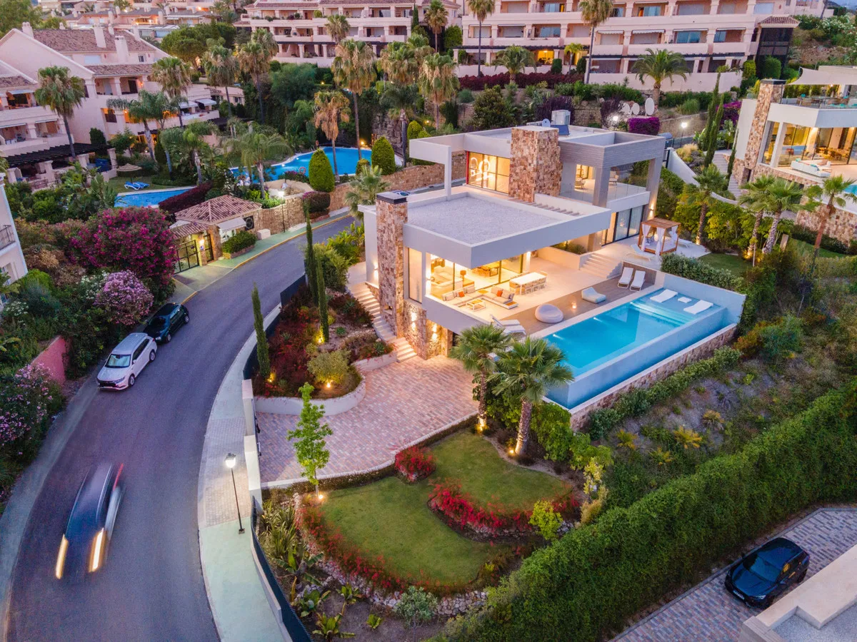 fe7652bc-577a-4051-b58f-77f4ee929d6a