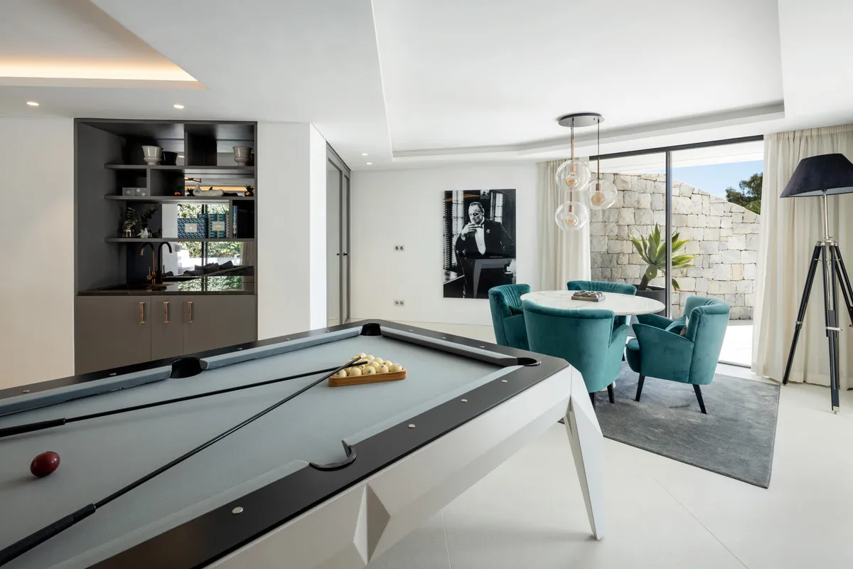 24ea03d7-9e89-417a-a240-76f158aa9f34