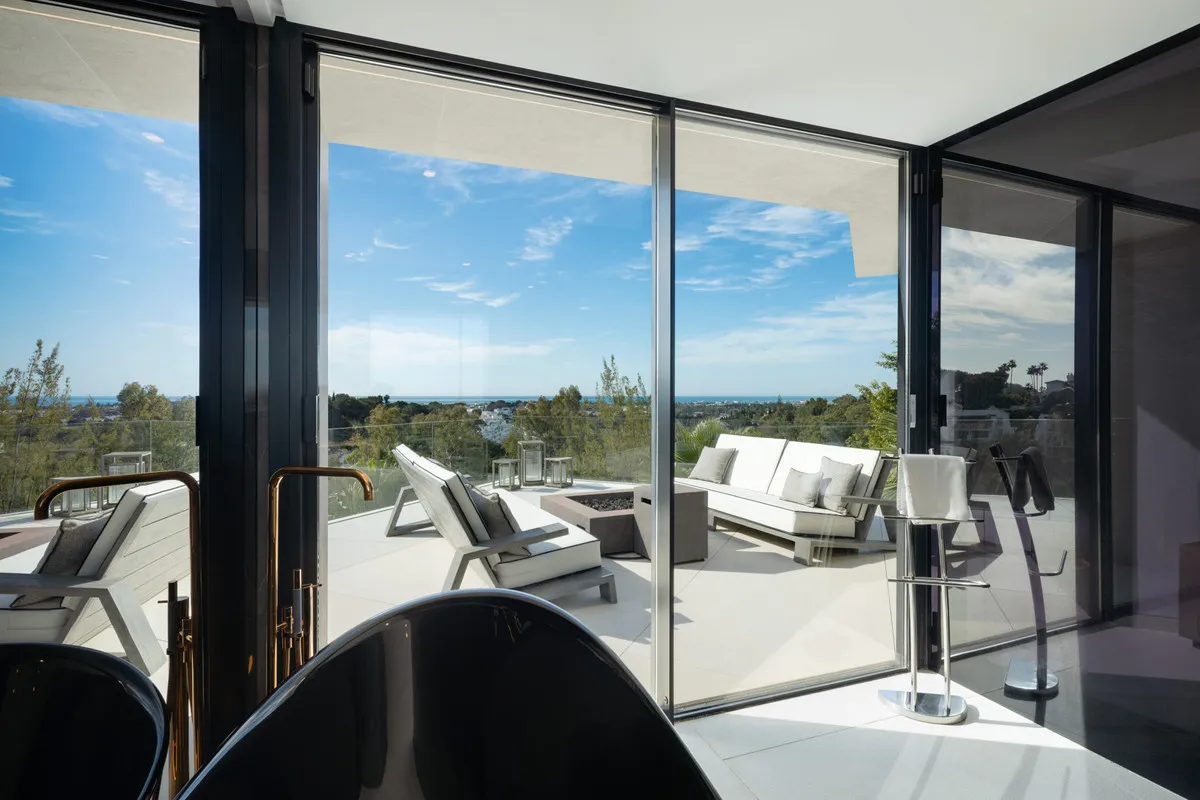 52642f48-f793-4303-9a57-e85ebb5e4c49