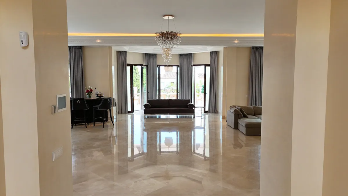 6491f8d7-81ed-4573-b572-09b50f90603a