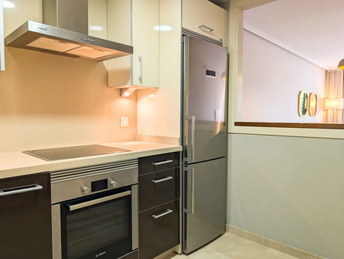 f2d3e590-2b44-4a0d-b8df-10399170f8fe