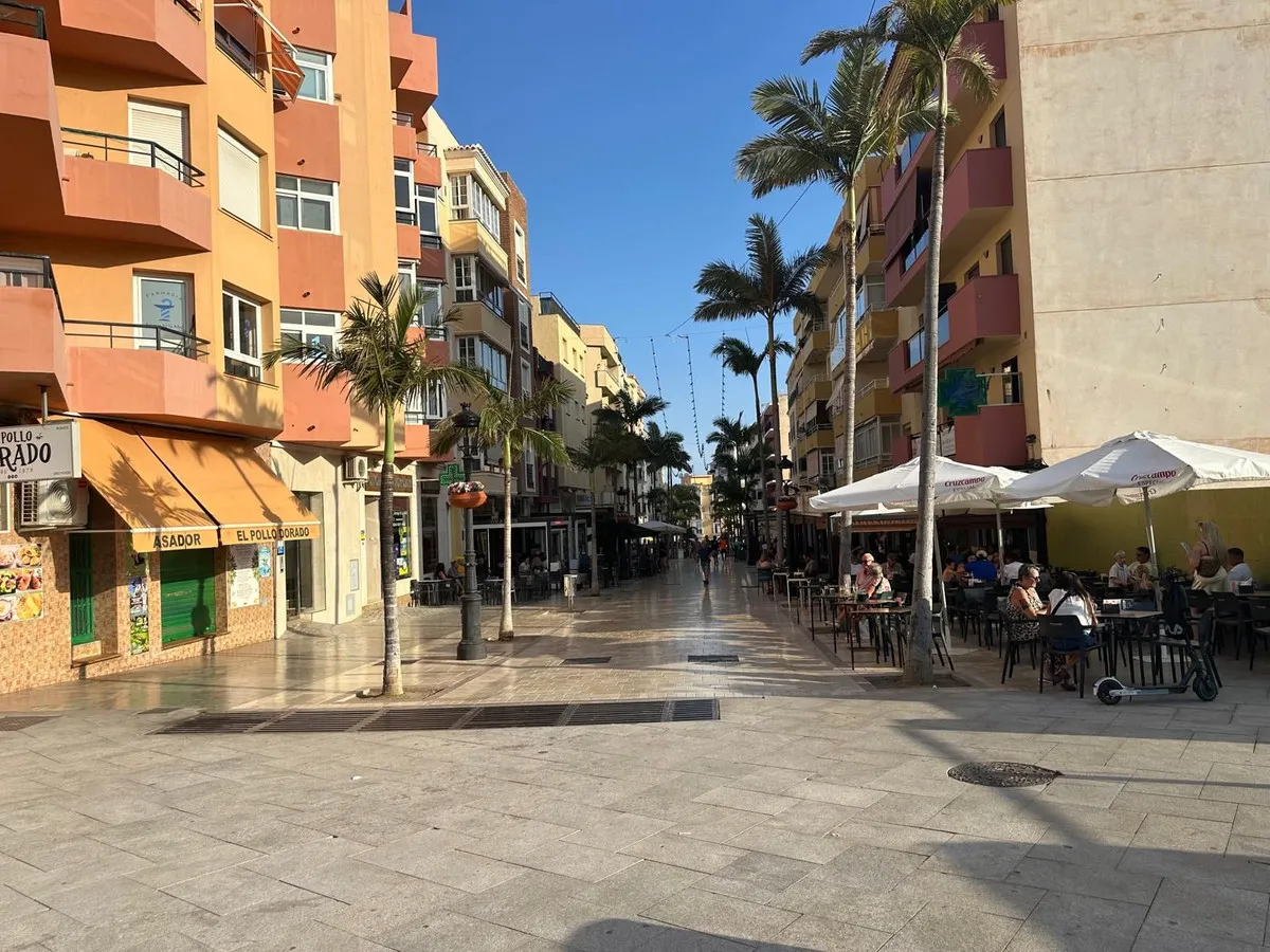 f64fb30c-4b44-447e-a029-f295cbdc2da8