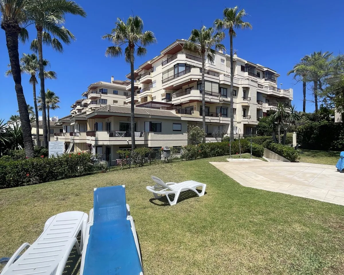 61fea6ff-19c6-4193-b76b-fc0e7ccc3cef