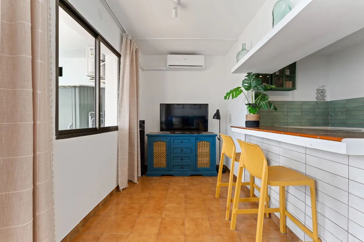 cce28126-3977-45ba-bc5c-f588994d5055