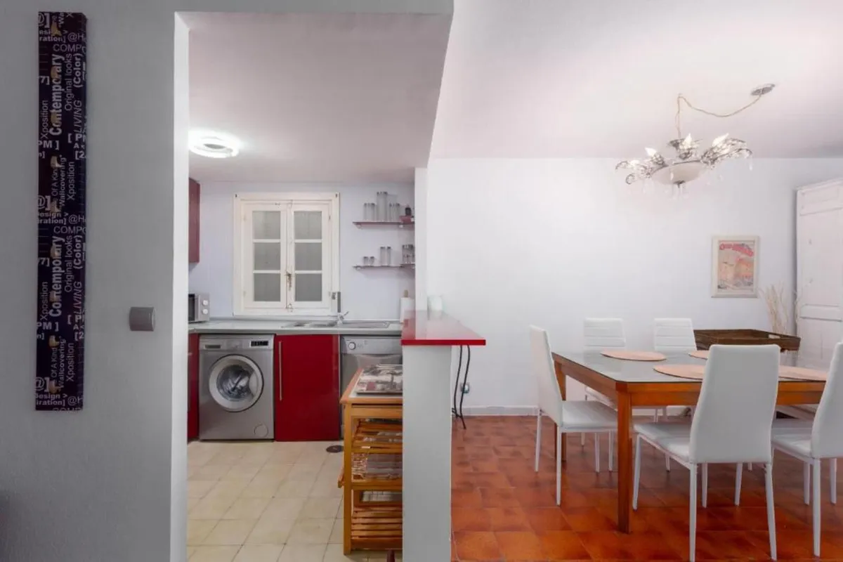 b0581102-e759-46eb-b4b4-5fc196a30a83