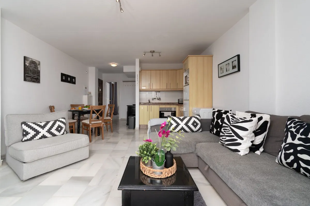 5bec735b-2959-460e-a8b7-d4d20f3488f2