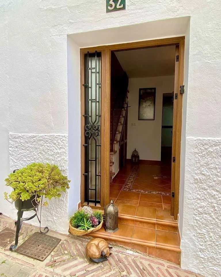 1d2ec2be-a756-4555-808d-a858c7df3c0e