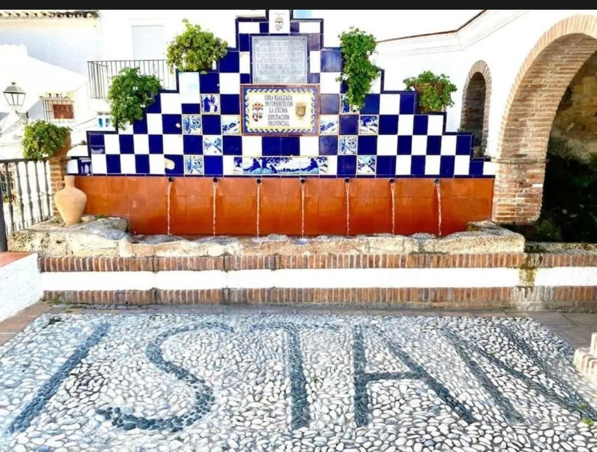 a4ec1362-0117-4ece-8cdc-54041d092403