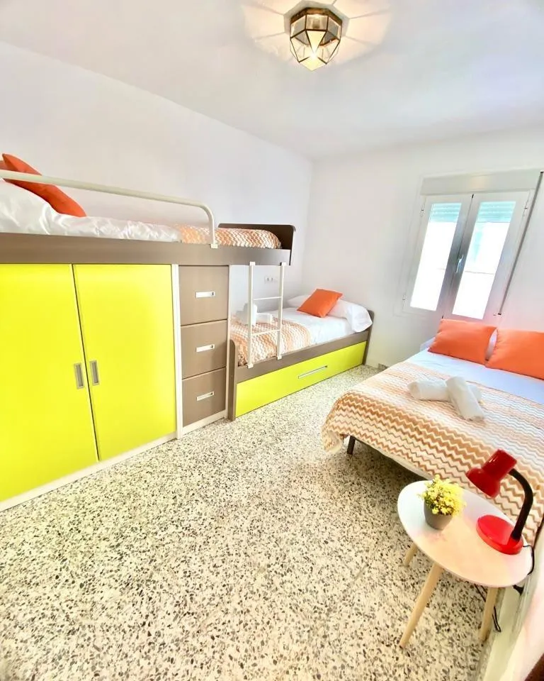 b7f2d148-f73a-4547-8922-6a4322250f5a