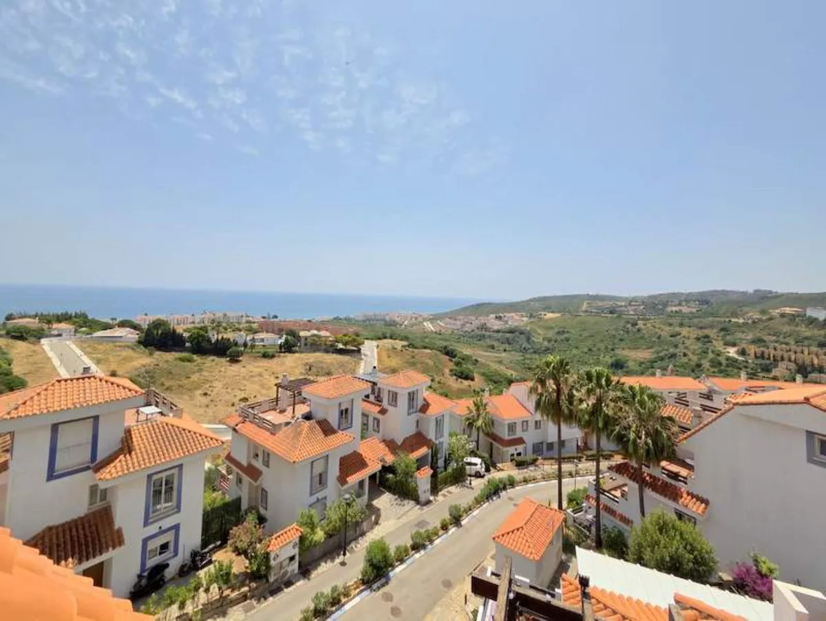 1cd783b4-630f-4bd7-a16e-8c74fee5d112