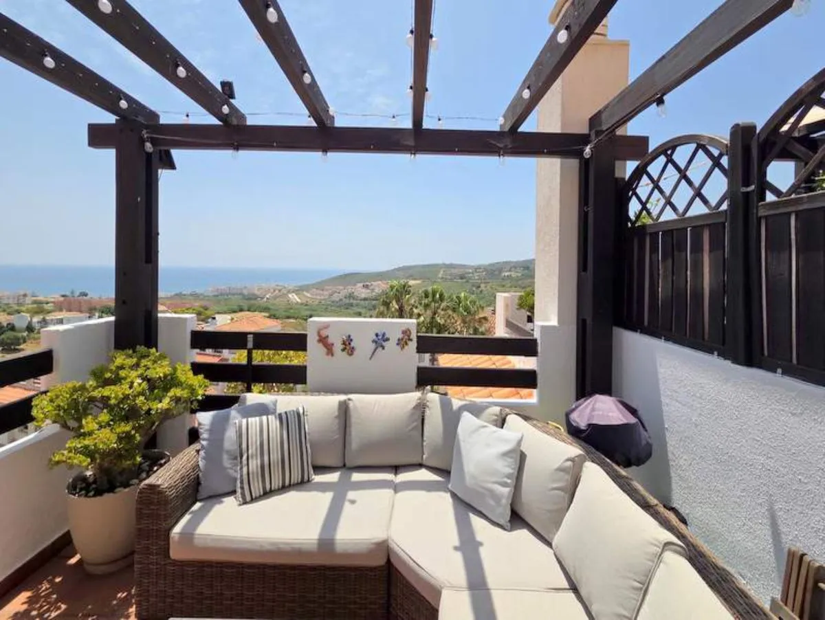 1f645835-6e9d-4636-857f-3037f7df40a8