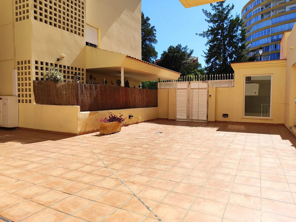 22f4446f-acde-4d4e-a3f8-c61e13e022e9