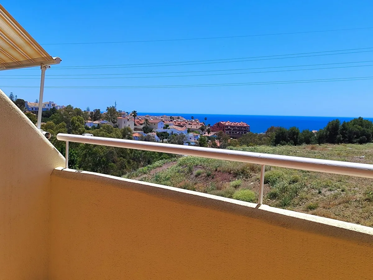 626b4972-9dba-4caf-86bb-15e055d601fd