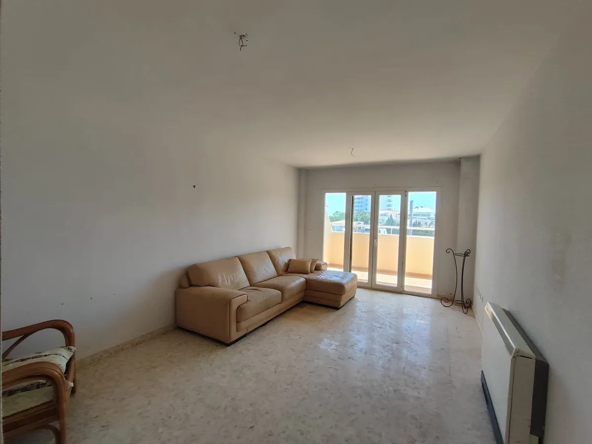 6a53cd06-c6ac-42f9-9731-febbe8b35112