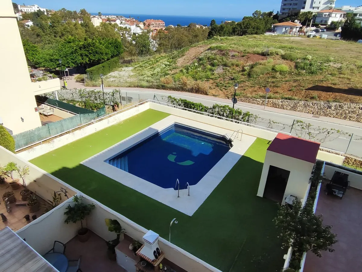 a6ea4ea7-86b2-494f-94d7-50fd370d35b1