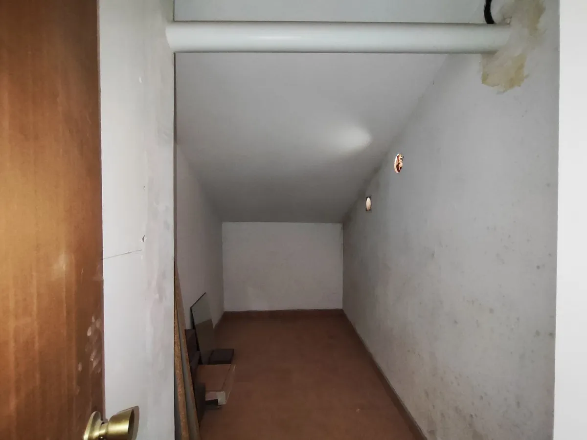 adf6d6d2-62f5-43c9-a04c-645b241ba6b8