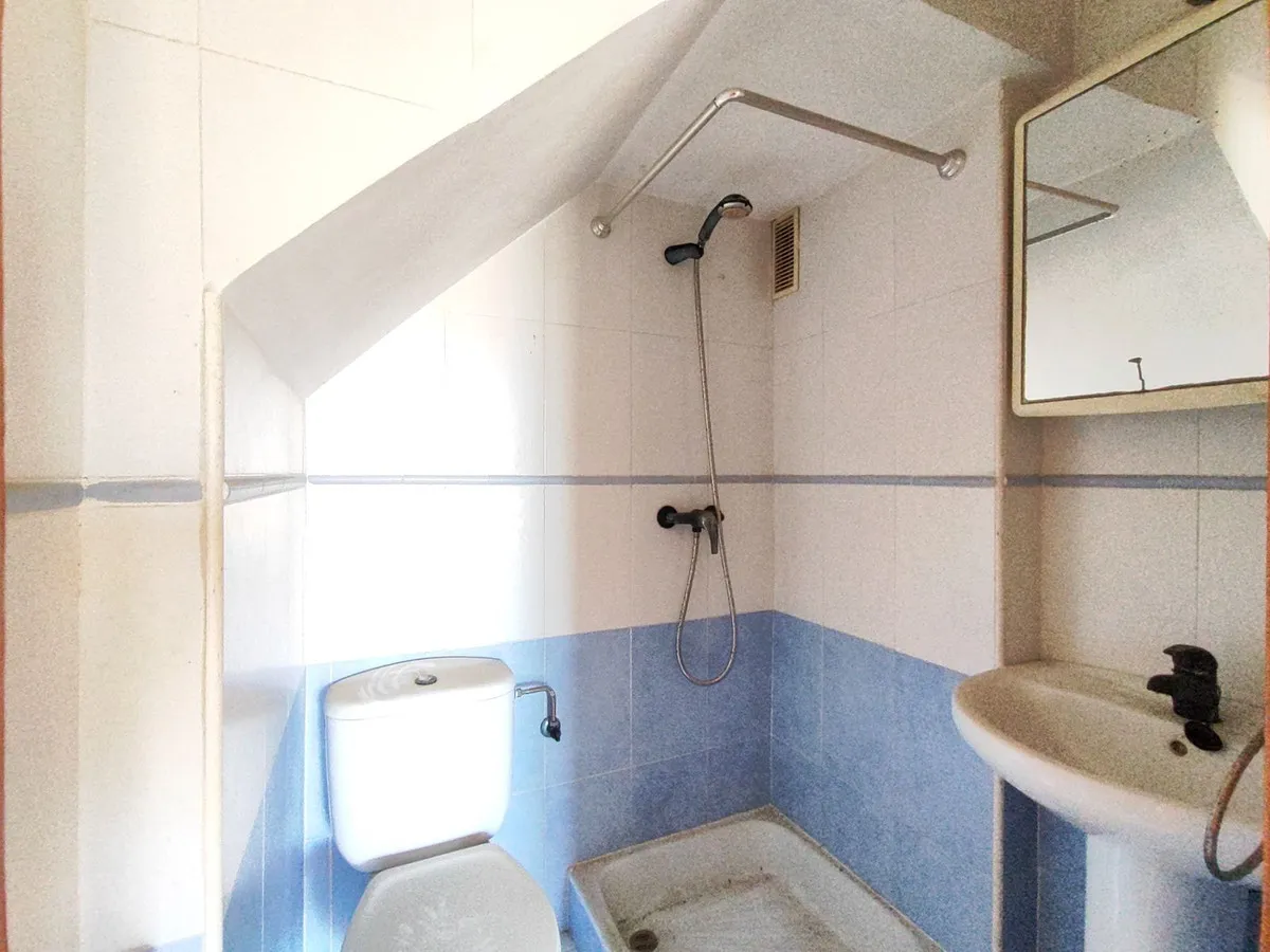 b8bff12b-fc83-474d-8b39-7cc7a9224bc6